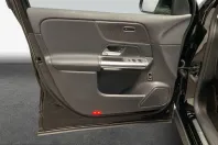 Mercedes-Benz GLA 250 (Clasa GLA) din 2022 cu 75.856 km - oferta MER212673 - foto 19