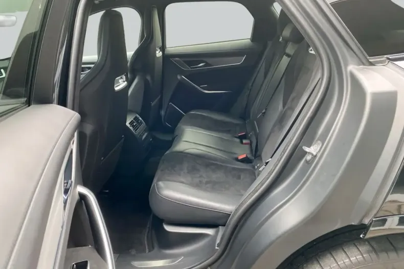 Jaguar F-Pace din 2023 cu 41.722 km - oferta JAG212676 - foto 7