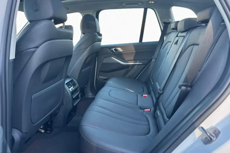 BMW X5 (Seria X) din 2022 cu 97.402 km - oferta BMW212679 - foto 11