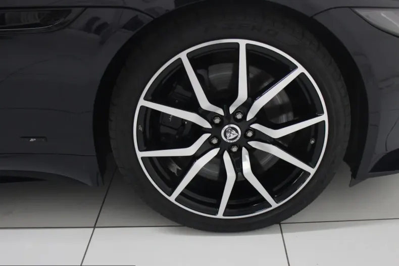 Jaguar F-Type din 2024 cu 9.500 km - oferta JAG212681 - foto 16