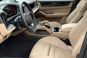 Porsche Cayenne din 2024 - oferta POR212682