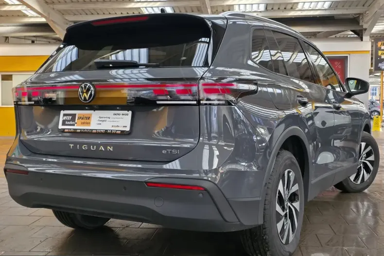 Volkswagen Tiguan din 2025 cu 14.000 km - oferta VOL212683 - foto 3
