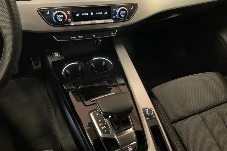 Audi A4 din 2022 cu 32.486 km - oferta AUD212684 - foto 14