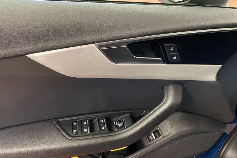 Audi A4 din 2022 cu 32.486 km - oferta AUD212684 - foto 17