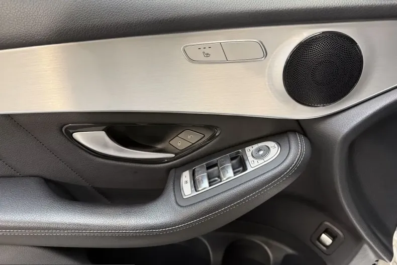 Mercedes-Benz GLC 200 (Clasa GLC) din 2021 cu 95.089 km - oferta MER212685 - foto 8