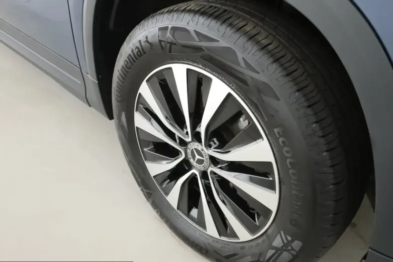 Mercedes-Benz GLA 250 (Clasa GLA) din 2022 cu 22.267 km - oferta MER212687 - foto 21