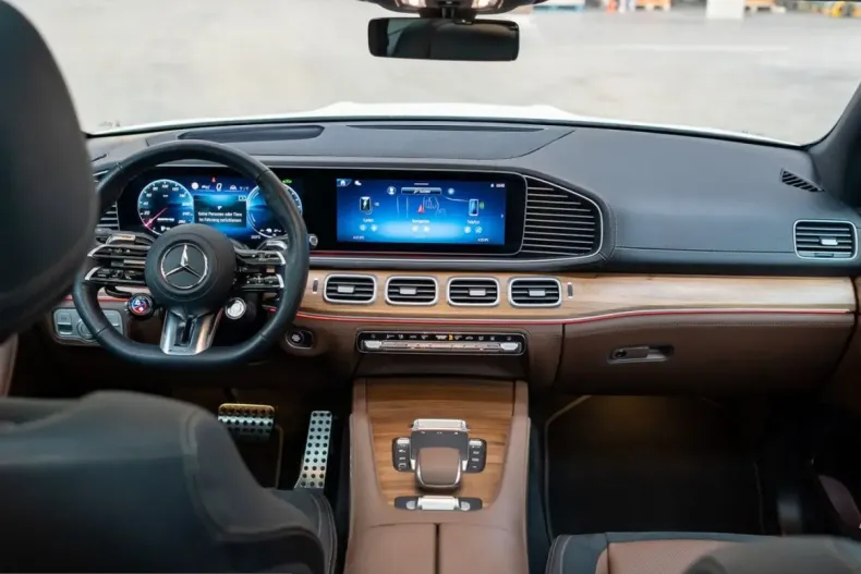 Mercedes-Benz GLE 53 AMG (Clasa GLE) din 2025 cu 18.292 km - oferta MER212691 - foto 6