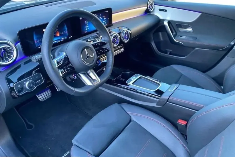 Mercedes-Benz CLA 35 AMG (Clasa CLA) din 2025 cu 12.821 km - oferta MER212705 - foto 14