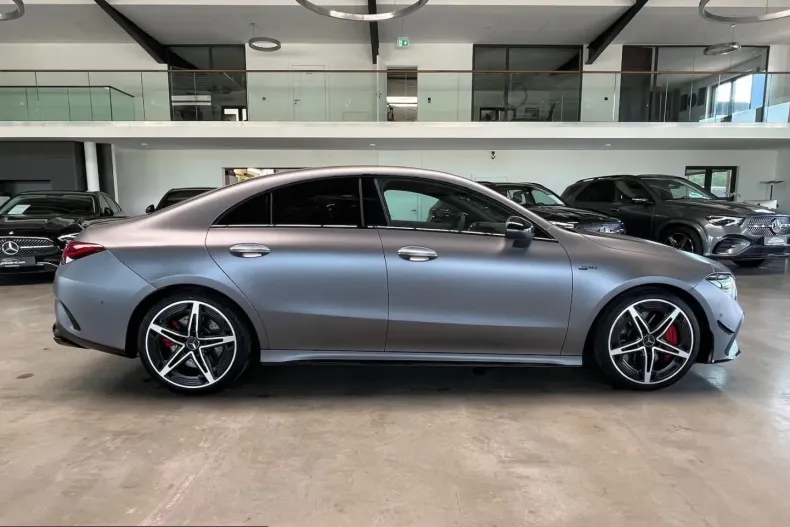 Mercedes-Benz CLA 35 AMG (Clasa CLA) din 2025 cu 13.500 km - oferta MER212707 - foto 4