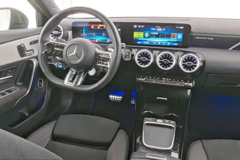 Mercedes-Benz A 35 AMG (Clasa A) din 2025 cu 16.898 km - oferta MER212708 - foto 5
