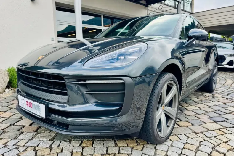 Porsche Macan din 2023 cu 29.990 km - oferta POR212712 - foto 1