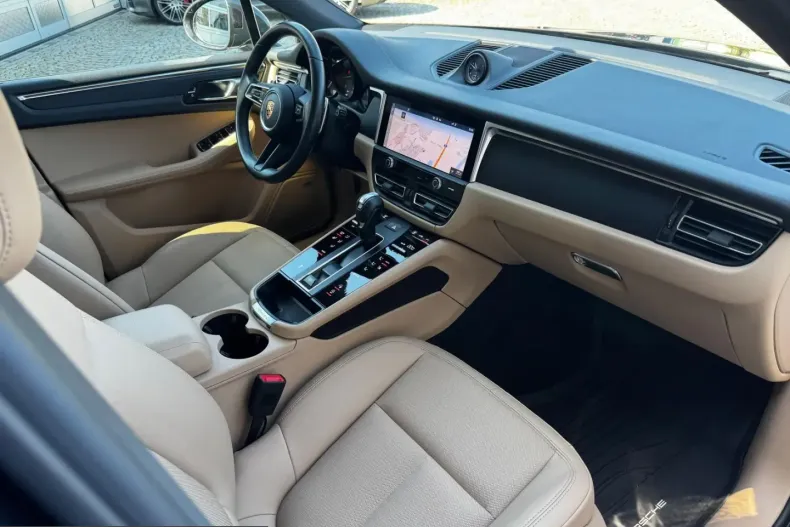 Porsche Macan din 2023 cu 29.990 km - oferta POR212712 - foto 12