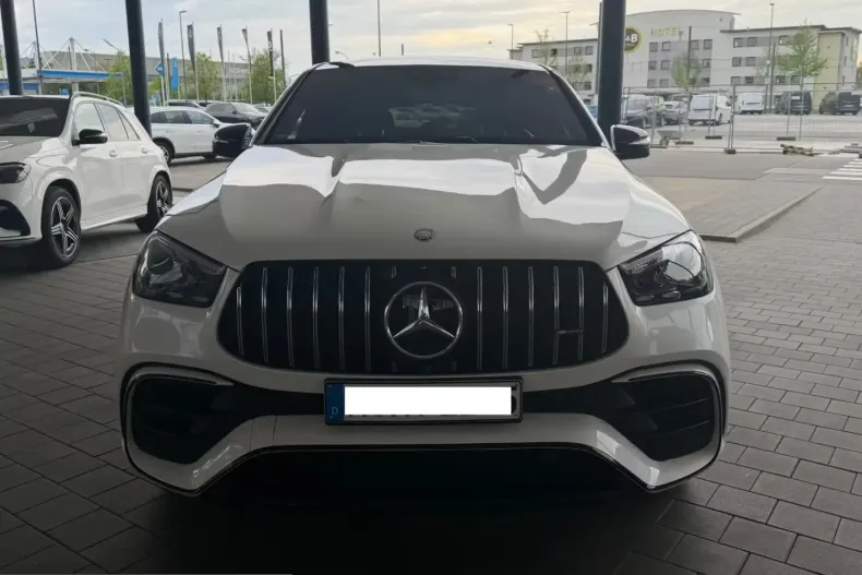 Mercedes-Benz GLE 63 AMG (Clasa GLE) din 2024 cu 28.000 km - oferta MER212714 - foto 4