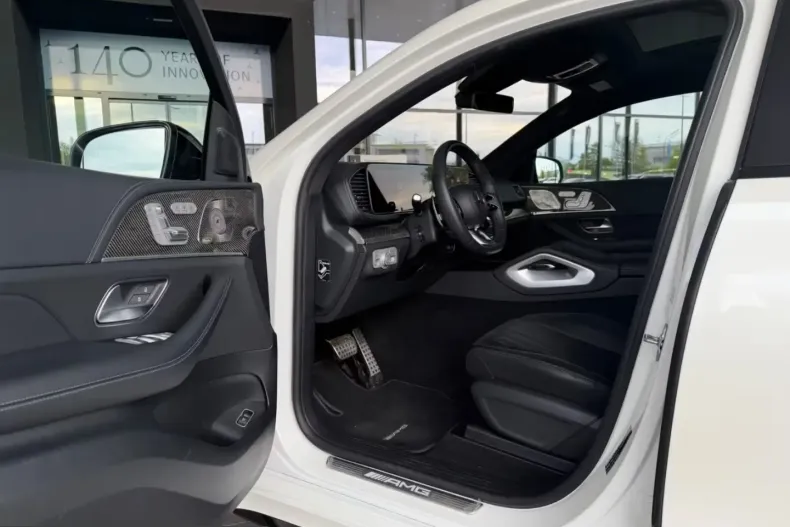 Mercedes-Benz GLE 63 AMG (Clasa GLE) din 2024 cu 28.000 km - oferta MER212714 - foto 9