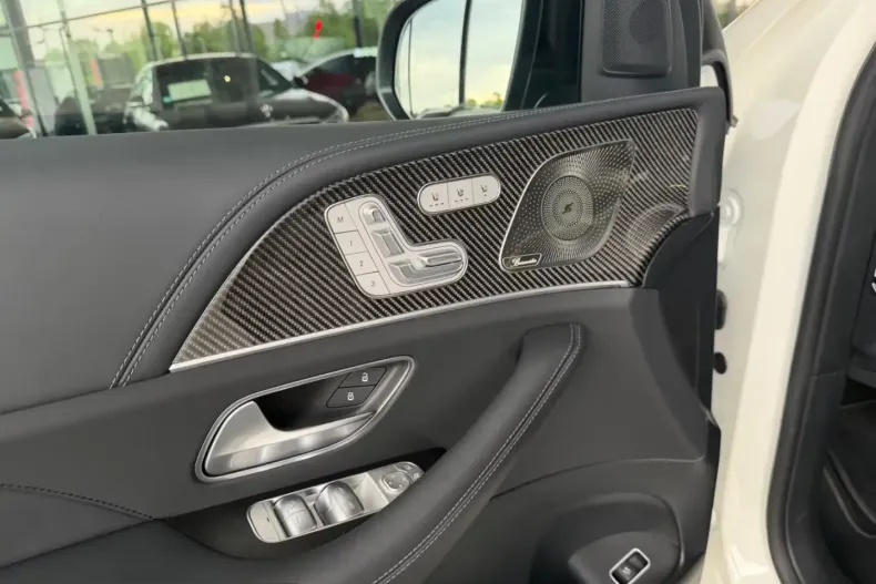 Mercedes-Benz GLE 63 AMG (Clasa GLE) din 2024 cu 28.000 km - oferta MER212714 - foto 13