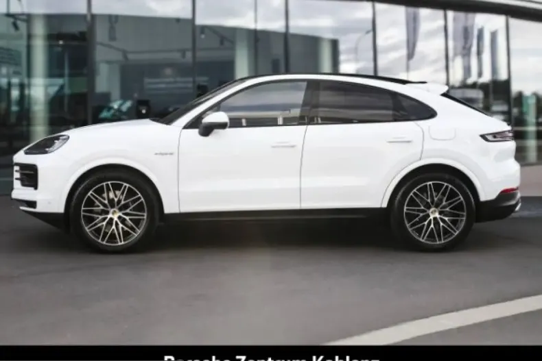 Porsche Cayenne din 2024 cu 7.200 km - oferta POR212724 - foto 2