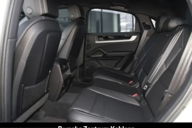 Porsche Cayenne din 2024 cu 7.200 km - oferta POR212724 - foto 21