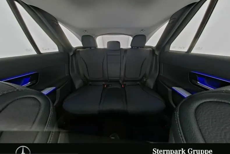 Mercedes-Benz GLC 200 (Clasa GLC) din 2025 cu 11.969 km - oferta MER212726 - foto 6