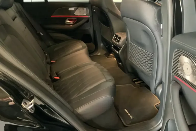 Mercedes-Benz GLE 63 AMG (Clasa GLE) din 2024 cu 50.200 km - oferta MER212729 - foto 13