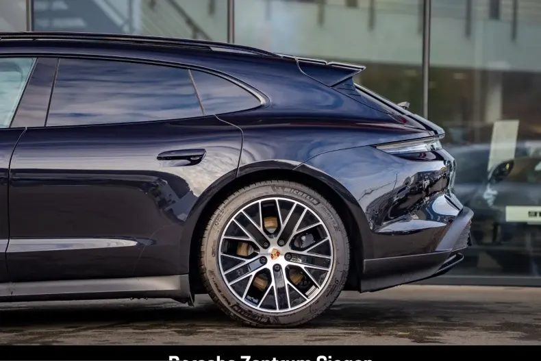 Porsche Taycan din 2025 cu 8.511 km - oferta POR212733 - foto 7