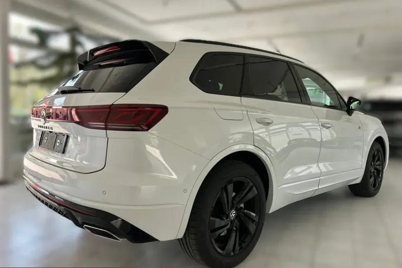 Volkswagen Touareg din 2025 cu 1.252 km - oferta VOL212734 - foto 6