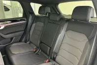 Volkswagen Touareg din 2025 cu 1.252 km - oferta VOL212734 - foto 12