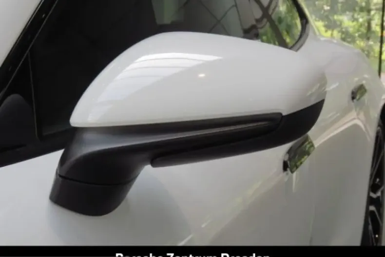 Porsche Taycan din 2025 cu 25.000 km - oferta POR212735 - foto 12