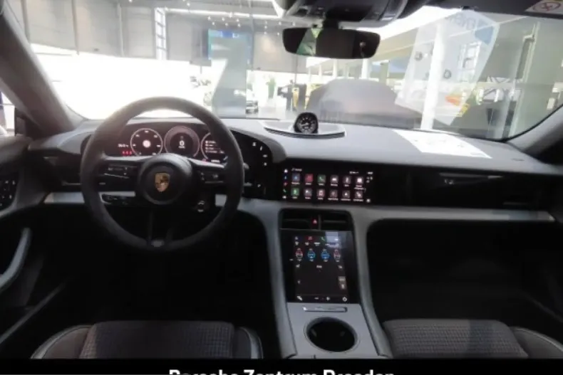 Porsche Taycan din 2025 cu 25.000 km - oferta POR212735 - foto 18