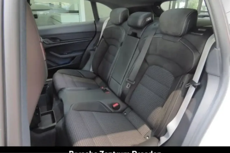 Porsche Taycan din 2025 cu 25.000 km - oferta POR212735 - foto 22