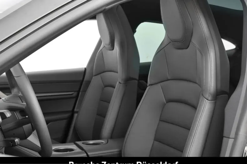 Porsche Taycan din 2025 cu 29.900 km - oferta POR212736 - foto 5