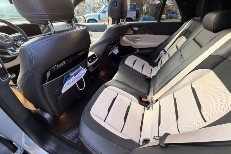 Mercedes-Benz GLE 63 AMG (Clasa GLE) din 2024 cu 51.000 km - oferta MER212743 - foto 9