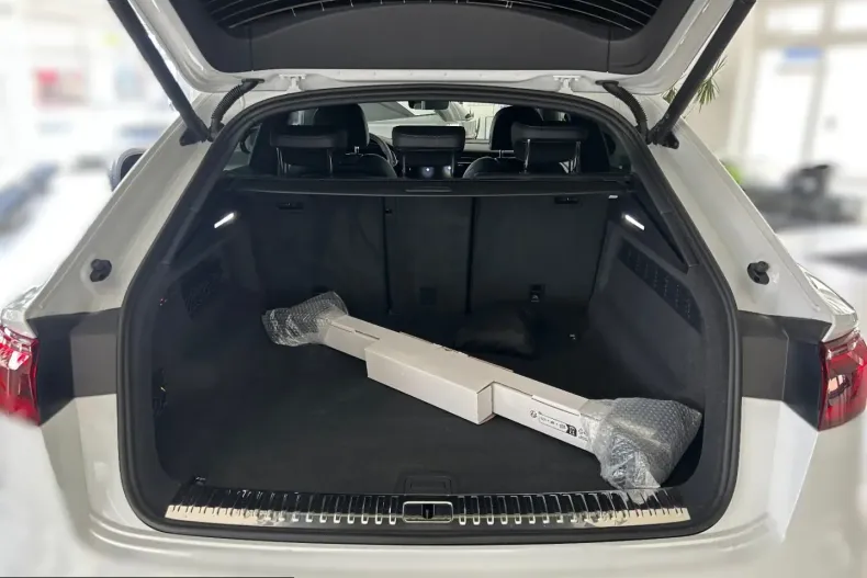 Audi Q8 din 2025 cu 1.007 km - oferta AUD212744 - foto 19