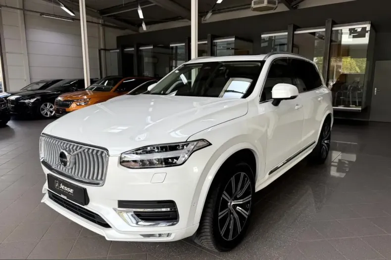 Volvo XC90 din 2023 cu 56.500 km - oferta VOL212745 - foto 1