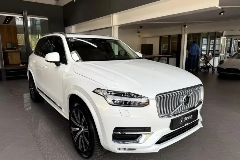 Volvo XC90 din 2023 cu 56.500 km - oferta VOL212745 - foto 3