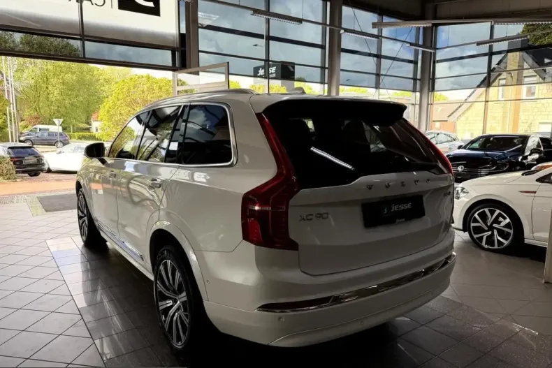 Volvo XC90 din 2023 cu 56.500 km - oferta VOL212745 - foto 7