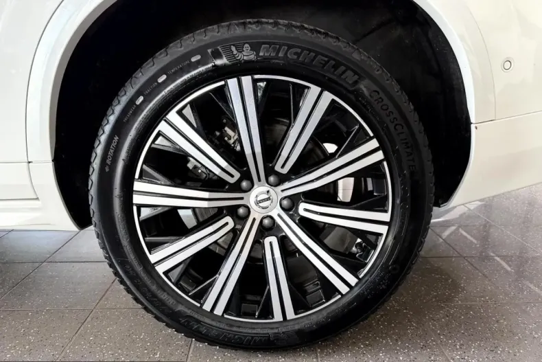 Volvo XC90 din 2023 cu 56.500 km - oferta VOL212745 - foto 19