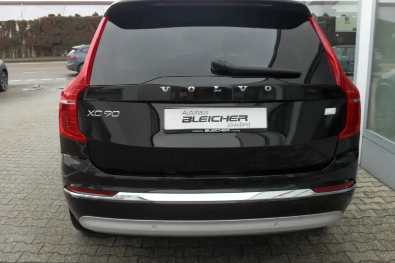 Volvo XC90 din 2022 cu 43.567 km - oferta VOL212748 - foto 9