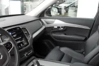 Volvo XC90 din 2022 cu 43.567 km - oferta VOL212748 - foto 26