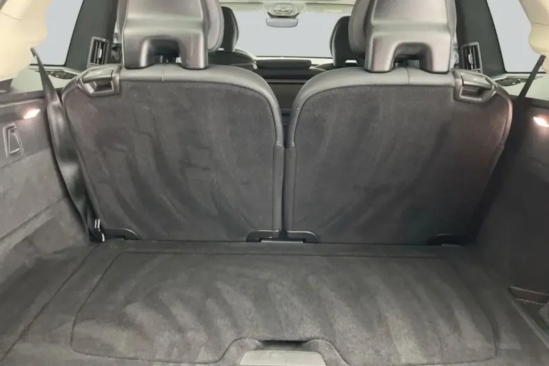Volvo XC90 din 2022 cu 53.288 km - oferta VOL212749 - foto 9