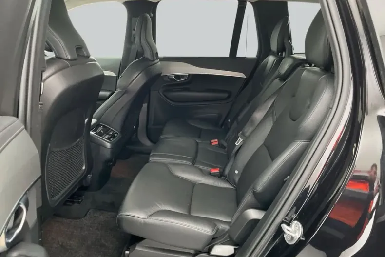 Volvo XC90 din 2022 cu 53.288 km - oferta VOL212749 - foto 12