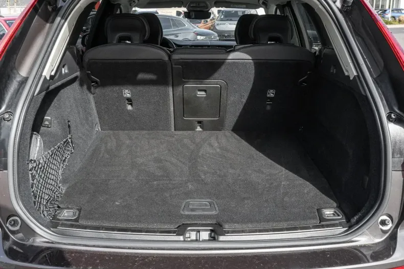 Volvo XC60 din 2025 cu 18.244 km - oferta VOL212751 - foto 16