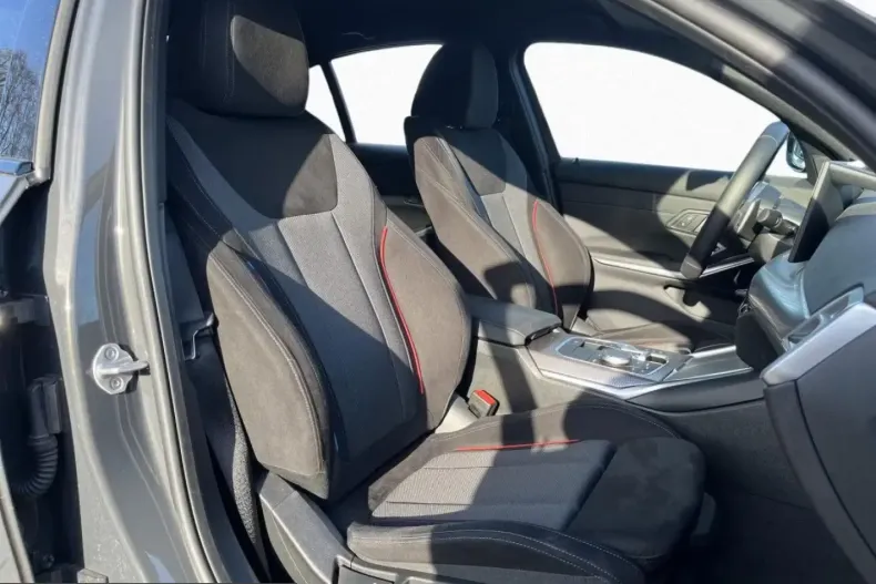 BMW 320 (Seria 3) din 2025 cu 25.151 km - oferta BMW212755 - foto 11