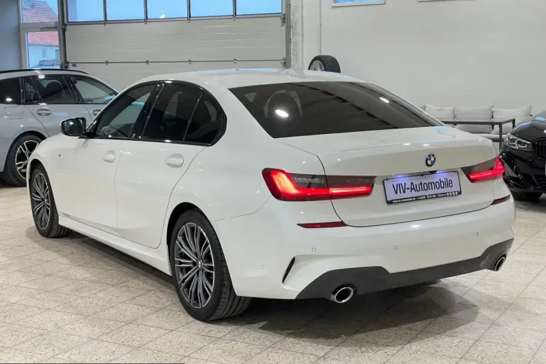 BMW 330 (Seria 3) din 2022 cu 69.929 km - oferta BMW212760 - foto 3