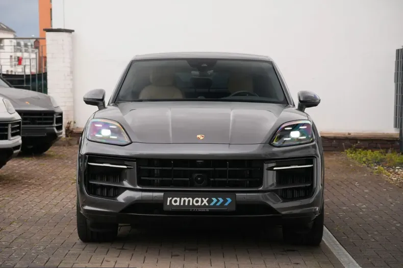 Porsche Cayenne din 2025 cu 9.500 km - oferta POR212765 - foto 3