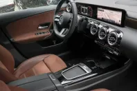 Mercedes-Benz CLA 250 (Clasa CLA) din 2025 cu 4.038 km - oferta MER212766 - foto 4