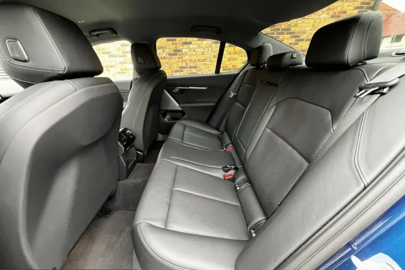 BMW 520 (Seria 5) din 2024 cu 42.800 km - oferta BMW212775 - foto 14