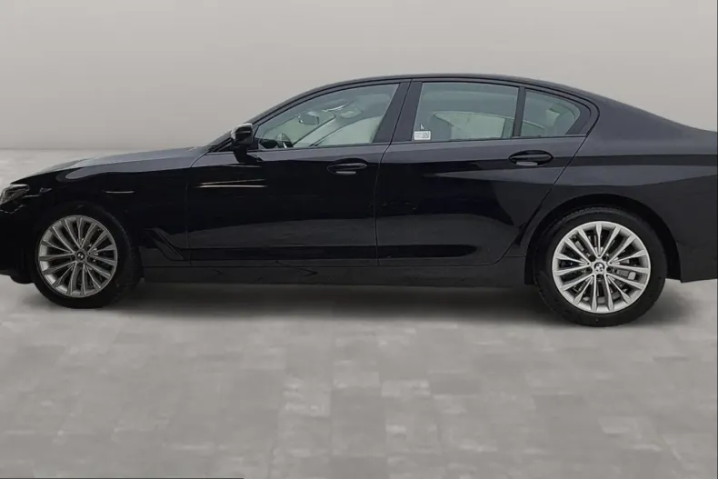 BMW 530 (Seria 5) din 2022 cu 29.852 km - oferta BMW212778 - foto 2