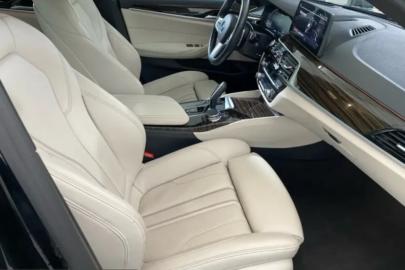 BMW 530 (Seria 5) din 2023 cu 44.171 km - oferta BMW212779 - foto 11