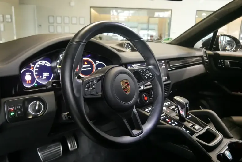 Porsche Cayenne din 2022 cu 48.409 km - oferta POR212790 - foto 10