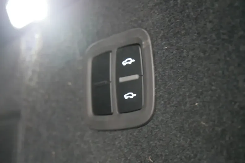 Porsche Cayenne din 2022 cu 48.409 km - oferta POR212790 - foto 20